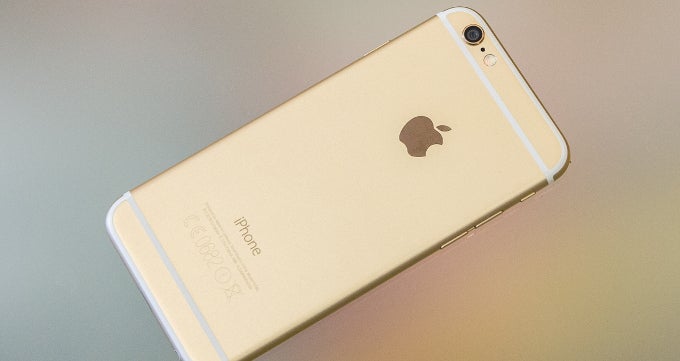 The iOS 8 interface takes pride in its smooth performance and simplicity. It's also frustratingly hard to customize and requires syncing with the tedious iTunes - Living with Apple’s iPhone 6: the agony and ecstasy of iOS (week 2)