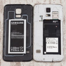 Four great compact smartphones with outstanding battery life