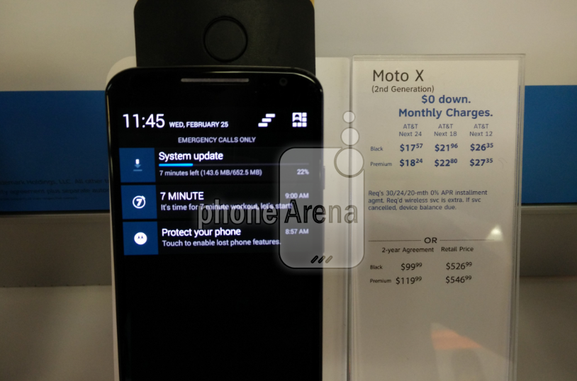 The AT&amp;T second-generation Motorola Moto X receives Android 5.0 - Android 5.0 hits AT&T's second-generation Motorola Moto X