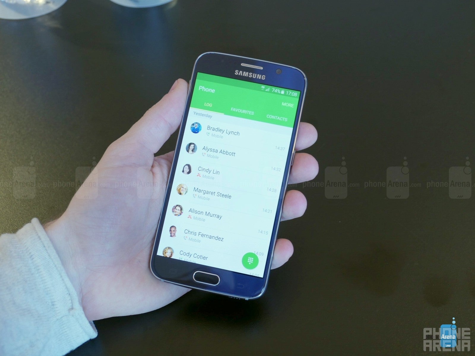 Samsung claims one-handed operation with the S6 should be easier than before. - Samsung Galaxy S6 hands-on: Galaxy reborn