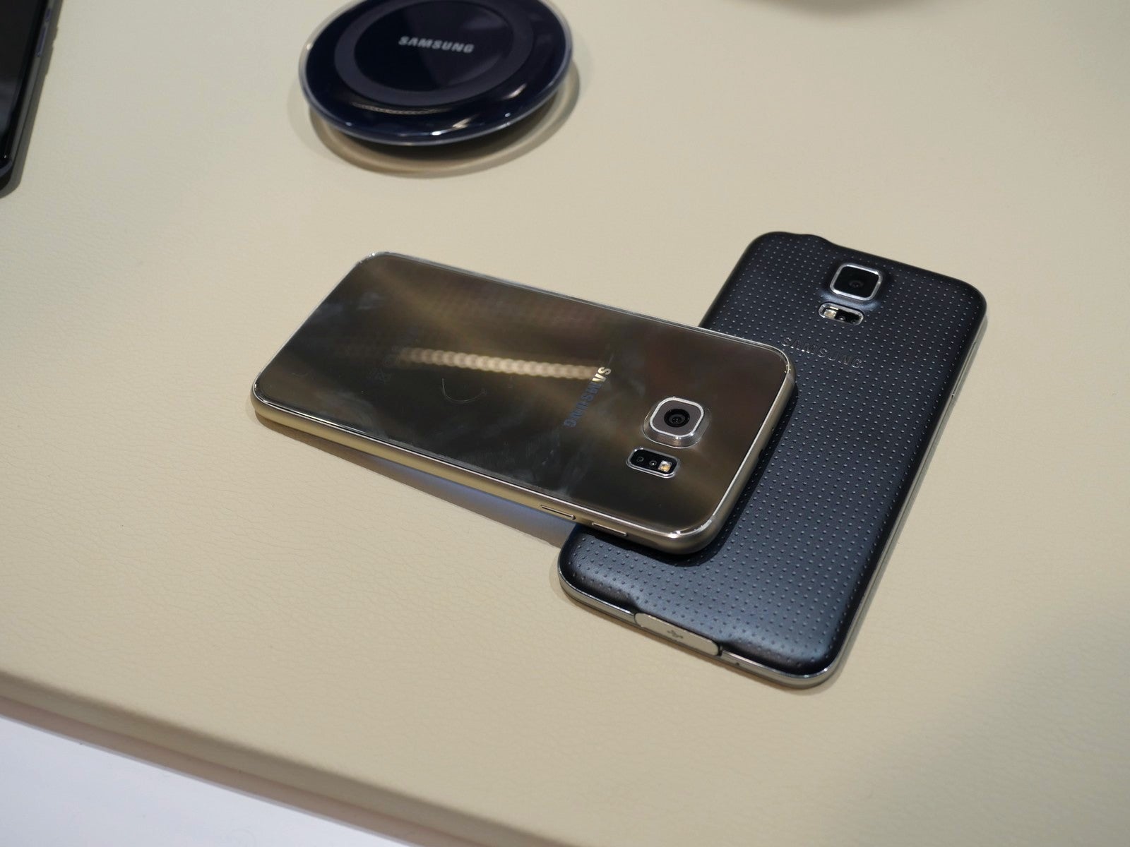 Samsung Galaxy S6 vs Galaxy S5: first look