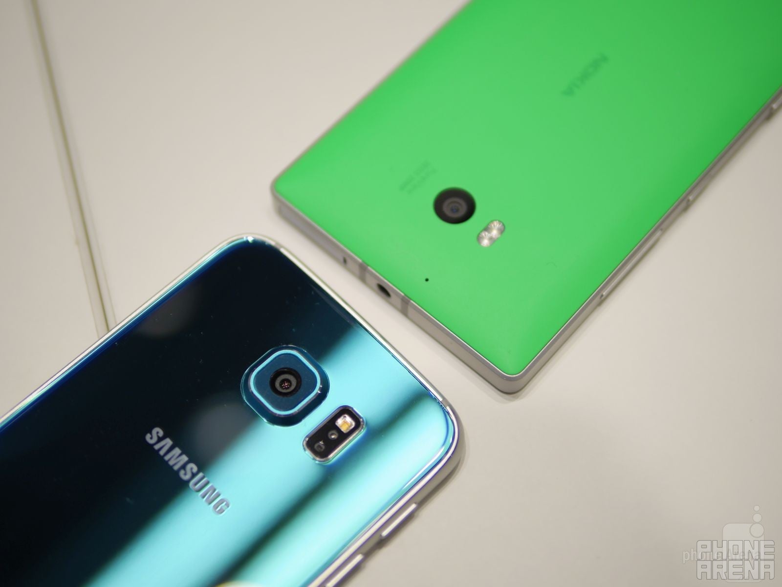 Samsung Galaxy S6 versus Nokia Lumia 930: first look