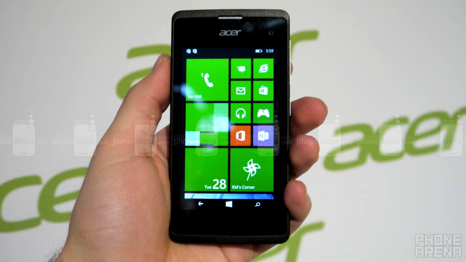 Acer Liquid M220 hands-on