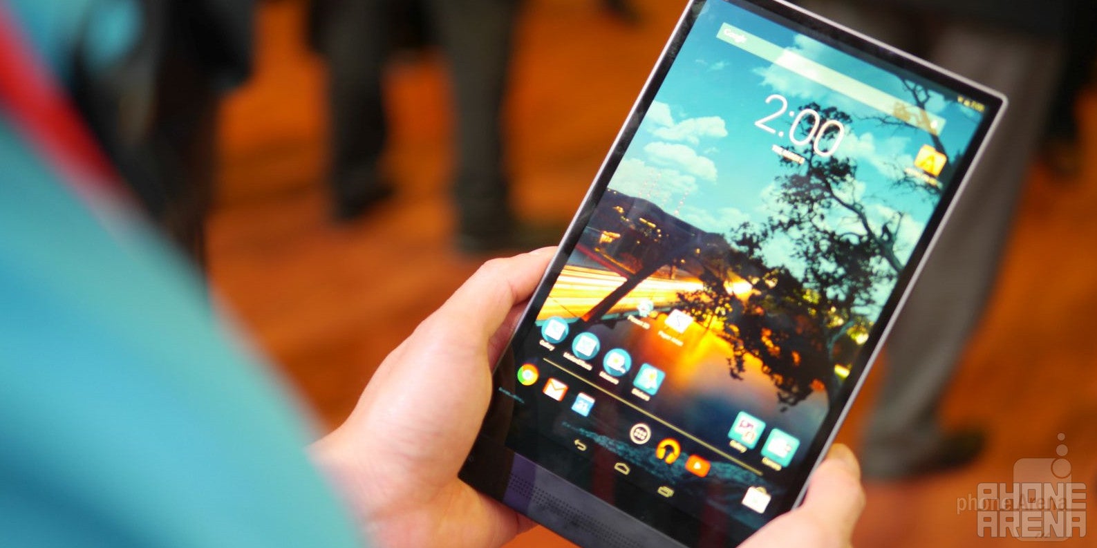 Dell Venue 8 7000 Series Tablet hands-on