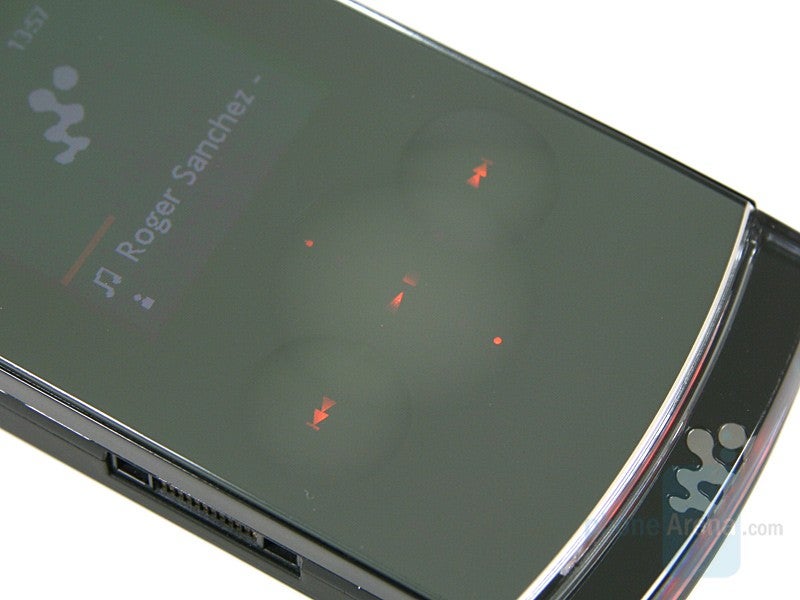 Dedicated music keys - Sony Ericsson W980 - Music phone buying guide for dummies