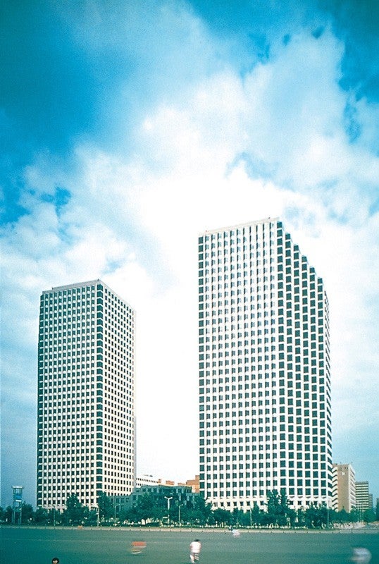 LG Twin Towers, LG Electronics Seoul, Korea  - History of the top five phone manufacturers