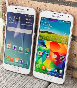 The Galaxy S6 with its Quad HD screen next to the Galaxy S5 with its &#039;old-fashioned&#039; 1080p display - Quad HD vs 1080p display resolution: can people actually see the difference?