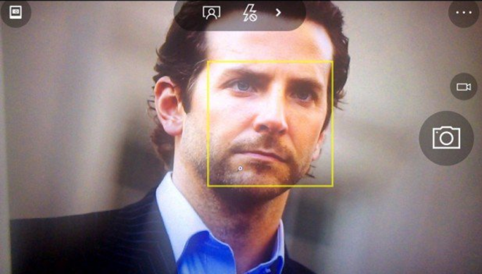 Windows 10 Mobile's front-facing camera will include a new Face tracking feature - Face tracking feature to come with the Windows 10 Mobile front-facing camera?
