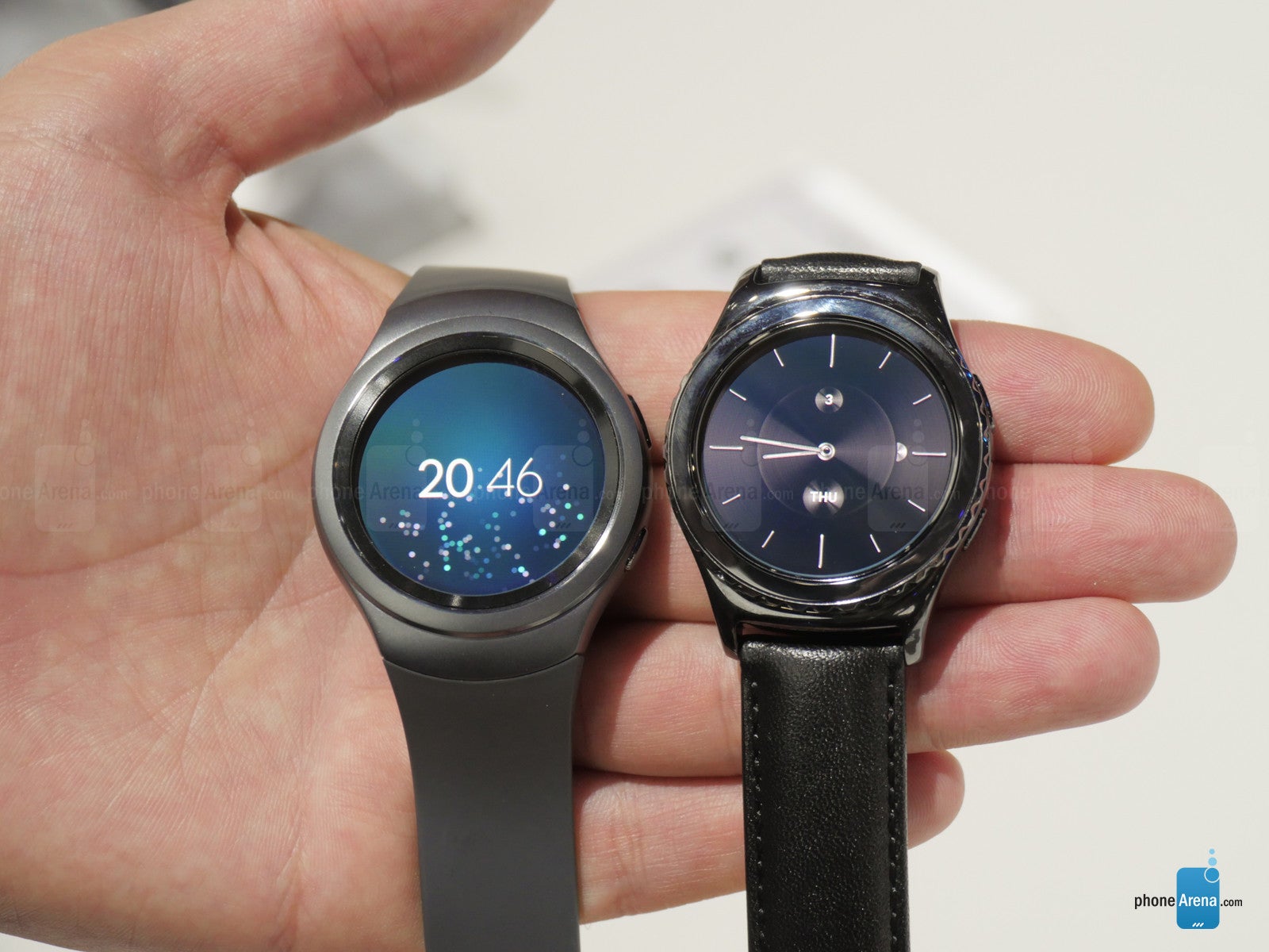 Watch s 2. Самсунг Gear s2 Classic. Samsung s2 Classic. Самсунг Геар 2. Samsung Gear 2 Classic.