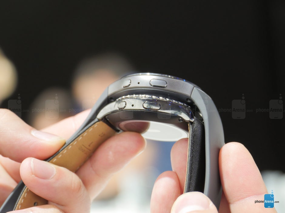 samsung gear s2 vs s4