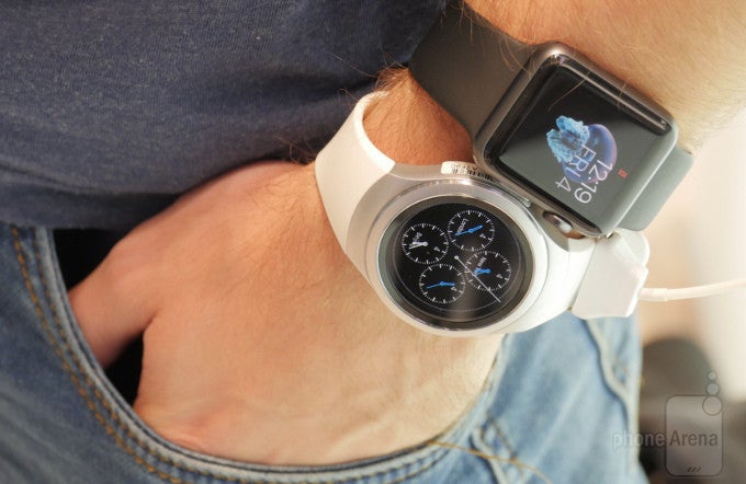 Samsung's new Gear S2 and Apple's 38mm Watch Sport - Samsung Gear S2 vs Apple Watch: first look