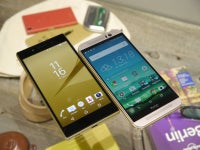 Xperia-Z5-vs-One-M9-first-look-05