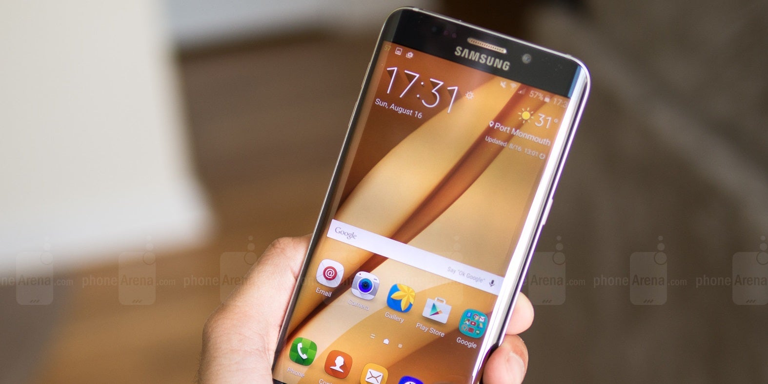 Apple iPhone 6s Plus vs Samsung Galaxy S6 edge+: in-depth specs comparison