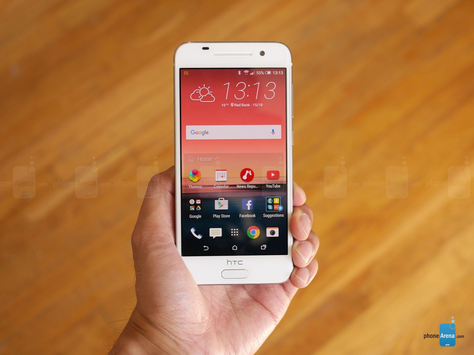 HTC Sense 7.0 running on top of Android 6.0 Marshmallow - HTC One A9 hands-on