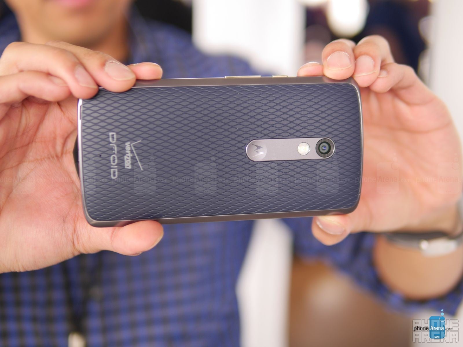 Motorola DROID MAXX 2 hands-on