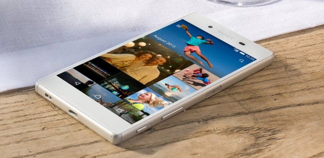 Sony Xperia Z5: how to improve the display's color accuracy