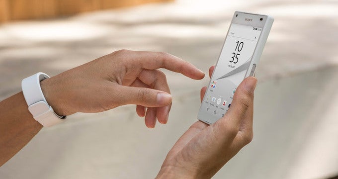 How to get more Small Apps on the Sony Xperia Z5, Z5 Compact, or Z5 Premium