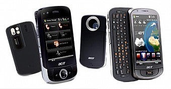 The X960 and the M900 with its QWERTY opened - Acer ready to release new smartphones