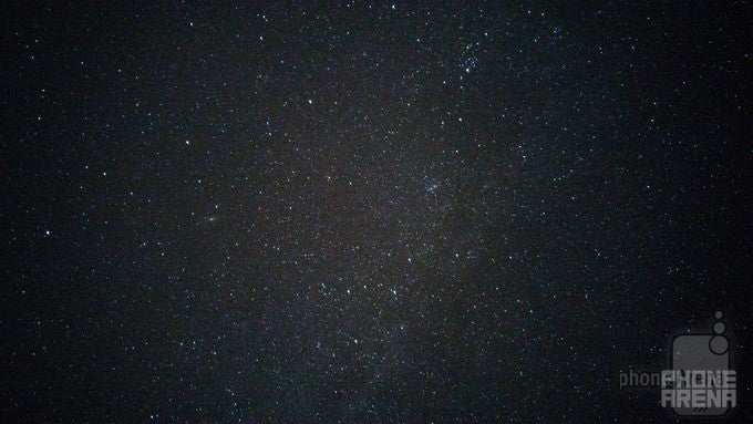 A view of the night sky captured with the LG G4. (ISO1000, 30s exposure time) - Astrophotography with the LG G4, or how I used a smartphone to take awesome photos of the night sky