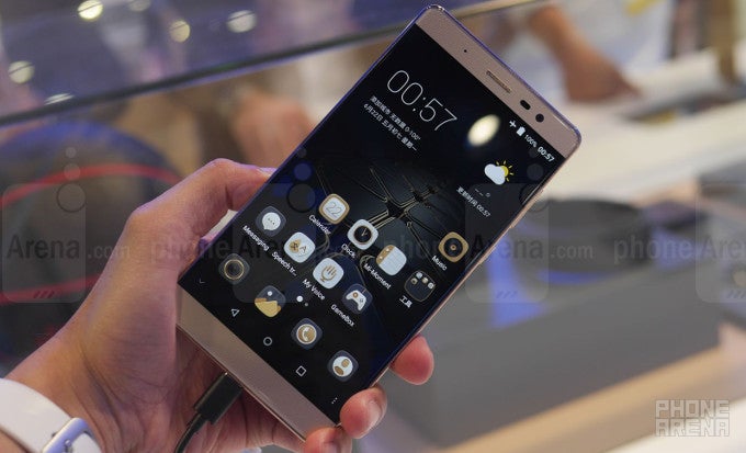 ZTE Axon Max hands-on