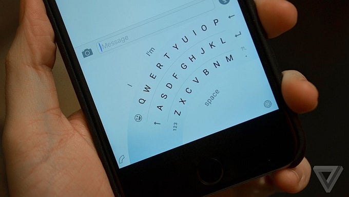 Microsoft's Word Flow beta iPhone keyboard comes with a neat one-handed operation mode