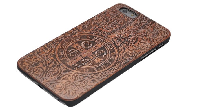 XIKEZAN Natural Wood case for iPhone 6s - Valentine's Day 2016 gift guide: here's what you can give your significant other