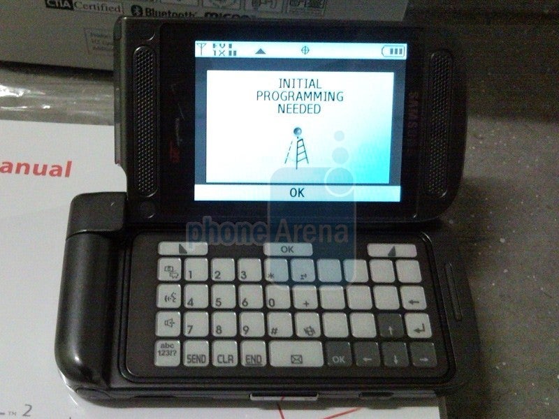 Live images of the Motorola Rival а455 and Samsung Alias