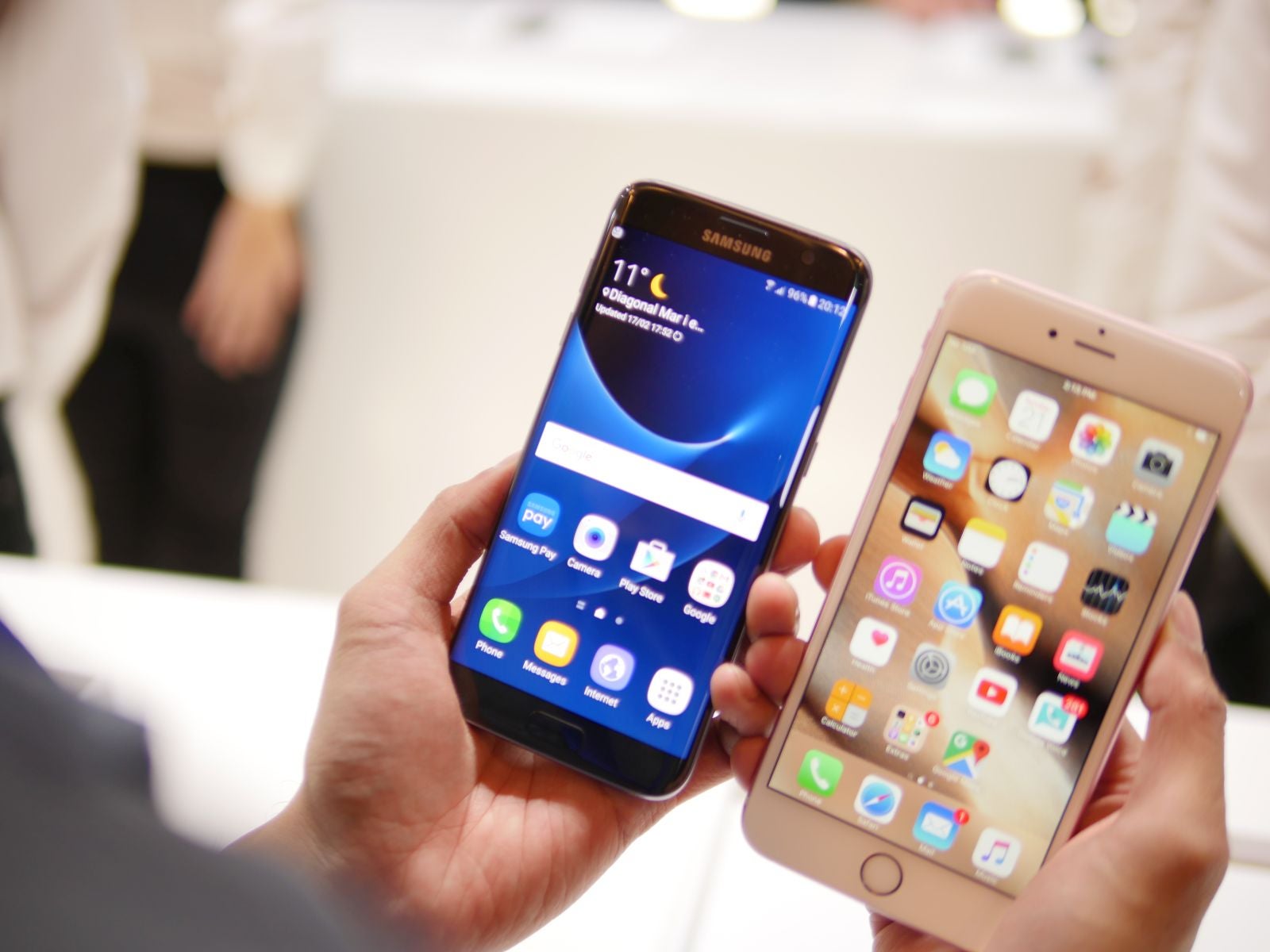 Samsung S7 Vs Iphone