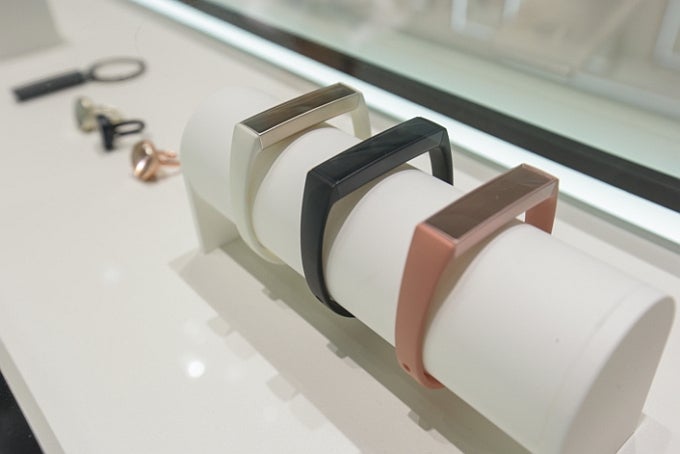Samsung's Charm wearable is a stylish fitness tracker that relays smartphone notifications