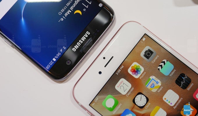 5 things that the Samsung Galaxy S7 edge has over the Apple iPhone 6s Plus