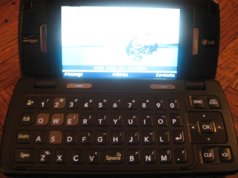 Live images of the LG enV Touch for Verizon - PhoneArena