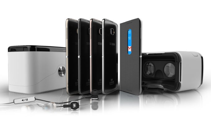 The Alcatel Idol 4S delivers VR experience out of the box - Best innovation of MWC 2016: PhoneArena Awards