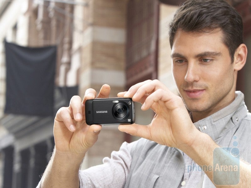 Samsung Pixon12 M8910 is the manufacturer's first 12MP phone - Samsung Pixon12 M8910 is a 12MP cameraphone
