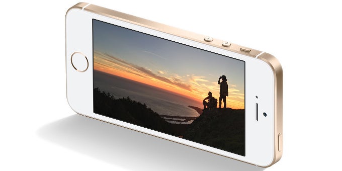 PhoneArena authors' thoughts on the Apple iPhone SE