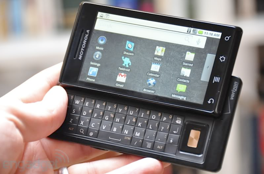 The Motorola DROID was the first Android phone I owned - After seven years with Android, I return to iOS