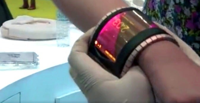 What's a graphene display and why it's going to be in flexible smart devices from the future