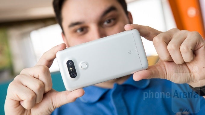 LG Mobile reports quarterly losses due to G5 marketing, expects sales growth