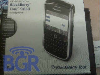 Dummy models of the BlackBerry Tour start to appear at Bell