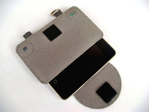 Protect your iPhone with the Playstation nostalgic look