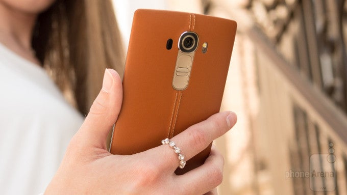 LG G4 - Phones with quick charge: the fastest charging from 0 to 100% (2016 edition)