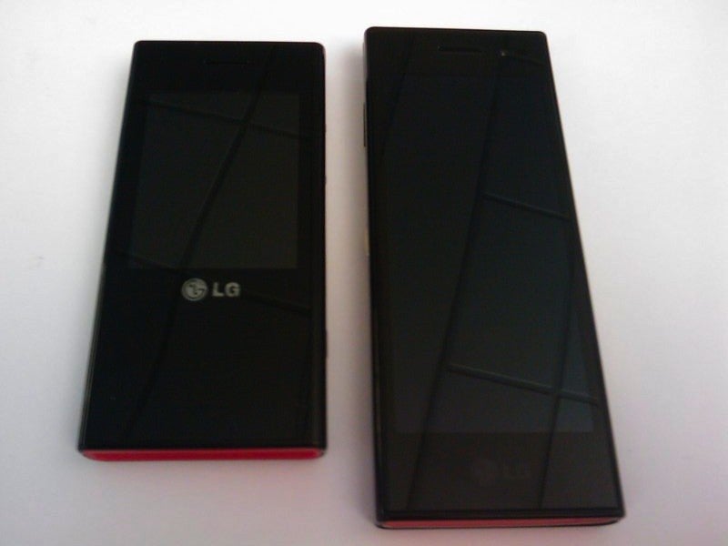 LG BL40 Black Label phone gets shot-in color