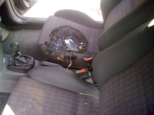 iPhone spontaneously combusts and lays waste to car seat