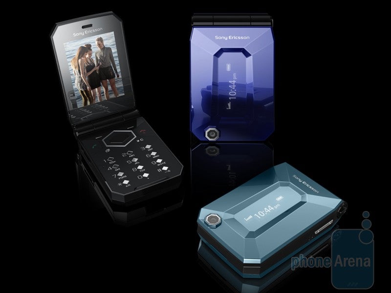 Sony Ericsson Jalou's three variants - Sony Ericsson Jalou by Dolce&Gabbana is here to allure you