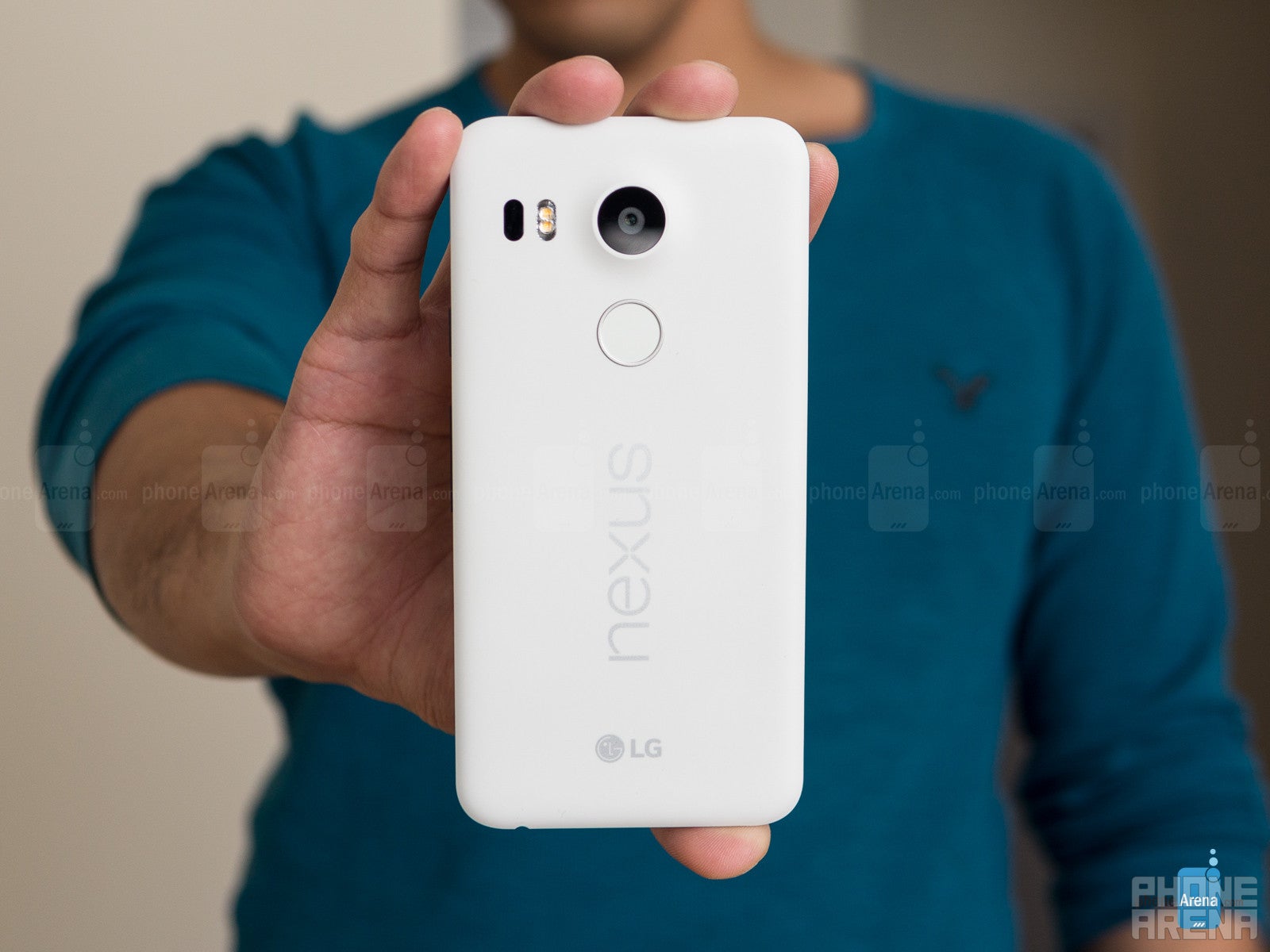 Quick, the Google Nexus 5X is discounted to $234.99 on Newegg, save 33%