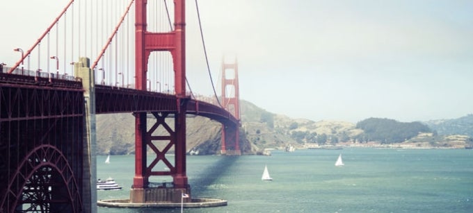 Detour takes you on cinematic sightseeing walks through San Francisco and other historical cities