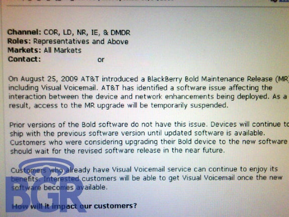 AT&T pulls BlackBerry Bold software upgrade with Visual Voicemail