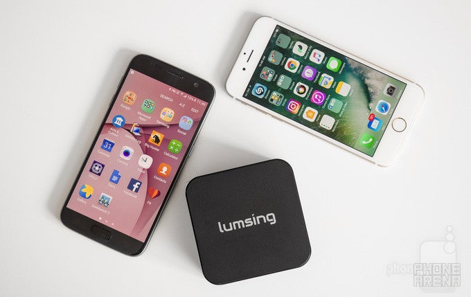 QuickCharge 3 and Type-C in one charger? This one by Lumsing fits the bill