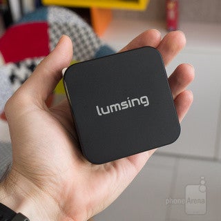 QuickCharge 3 and Type-C in one charger? This one by Lumsing fits the bill