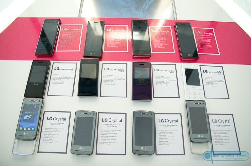 LG New Chocolate BL20 and GW300 come in various color schemes