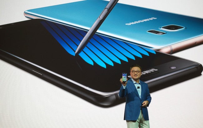 Samsung Mobile head Koh Dong-jin just did a press conference explaining the Note 7 shipment delays - Samsung issues a massive Note 7 recall, and an apology